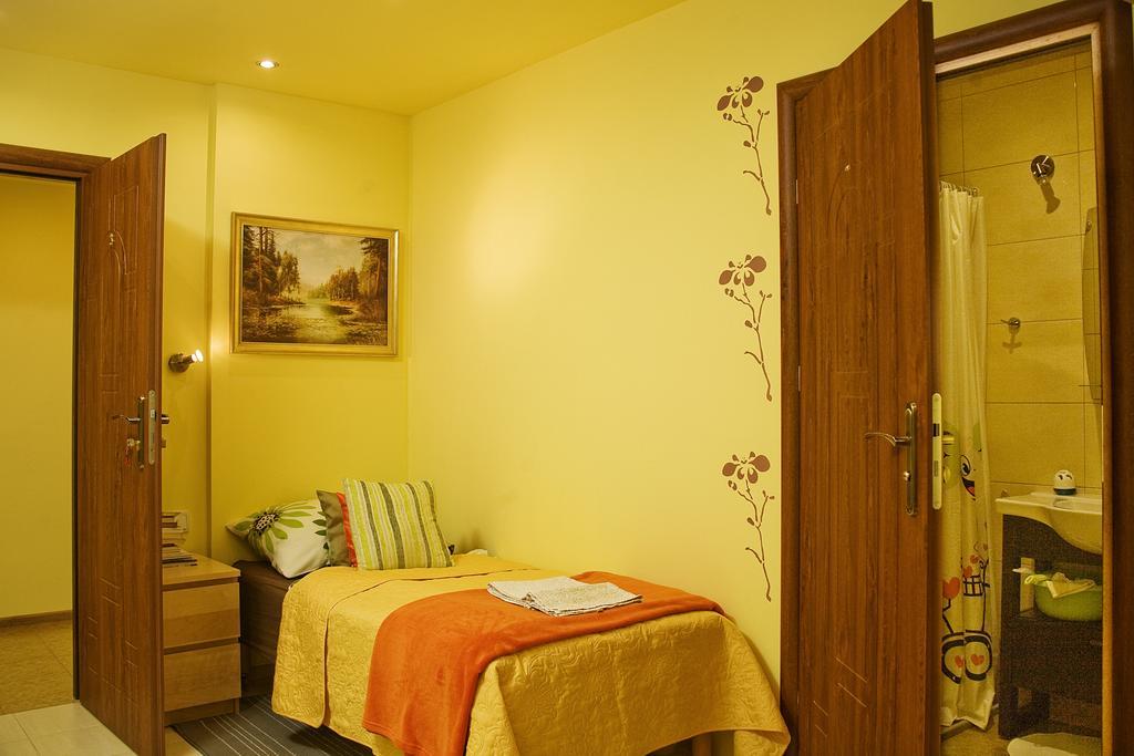 Medison Family Boutique B&B Kielce Oda fotoğraf